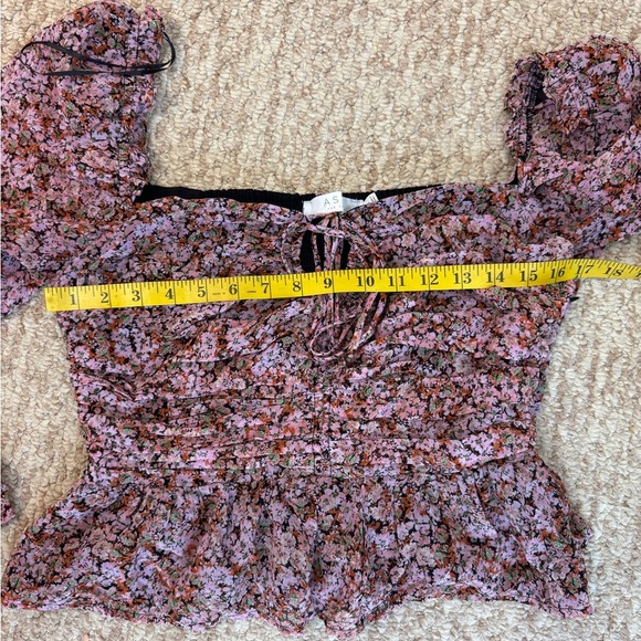 Astr Pink Puff Sleeve Smocked Blouse. C7 - Picture 14 of 17